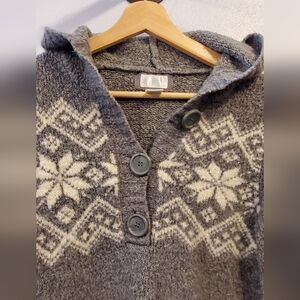 Motherhood Materinity Womens Small Grey & White 3 Button Hooded Sweater (W3)